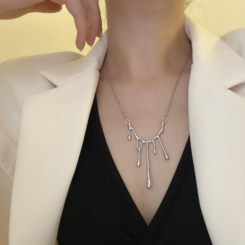 Cold Wind Liquid Water Drop Lava Necklace Women's Light Luxury Niche Ins Trendy Hip Hop Sweater Chain Spice Girl Accessories