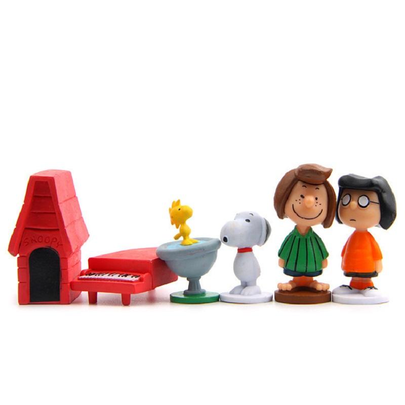 12PCS Japan Cartoon Peanuts Snoopy Charlie Sally Woodstock Mini Figure Model Toys Miniature Cake People Collection Props