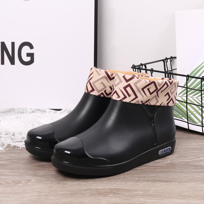 Water Shoes Rain Shoes Girls Short Tube Four Seasons Light Mouth Rain Boots Students Water Boots Waterproof Glue Shoes Fashion Versatile