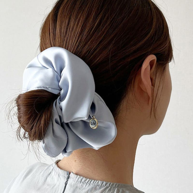 oar Drop Cameo Satin Wide Scrunchie [Choose 1 of 5 Colors]