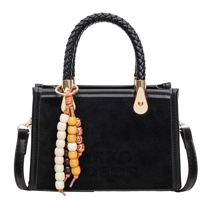 Handbag bag women's 2025 new autumn and winter fashion high-end sense retro commuter women's bag shoulder messenger small square bag