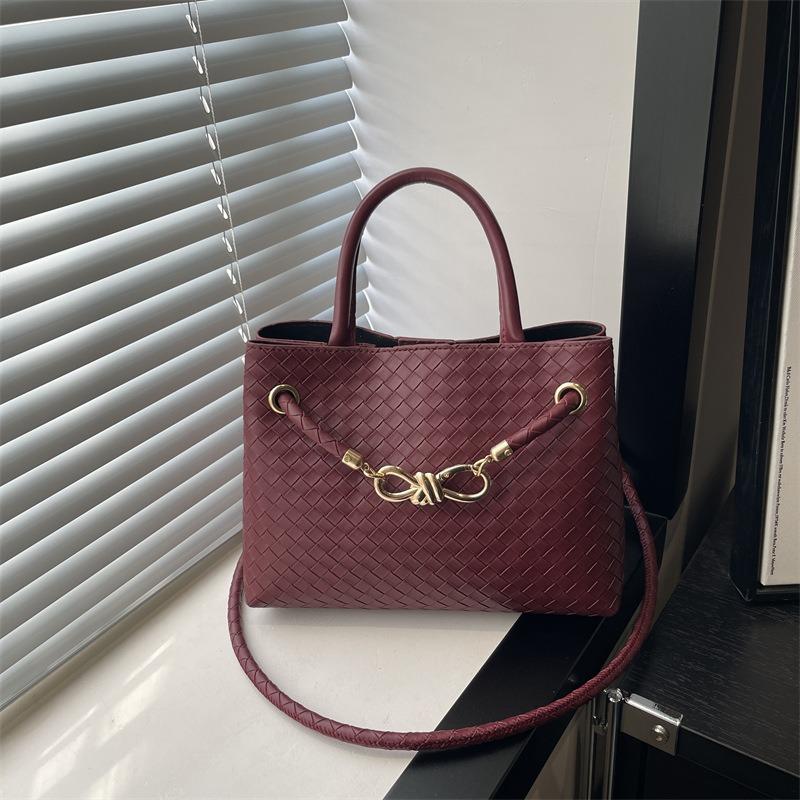 Fashion Casual Woven Texture Bag Women's Niche Simple Texture Handbag Shoulder Bag Crossbody Popular Women's Bag