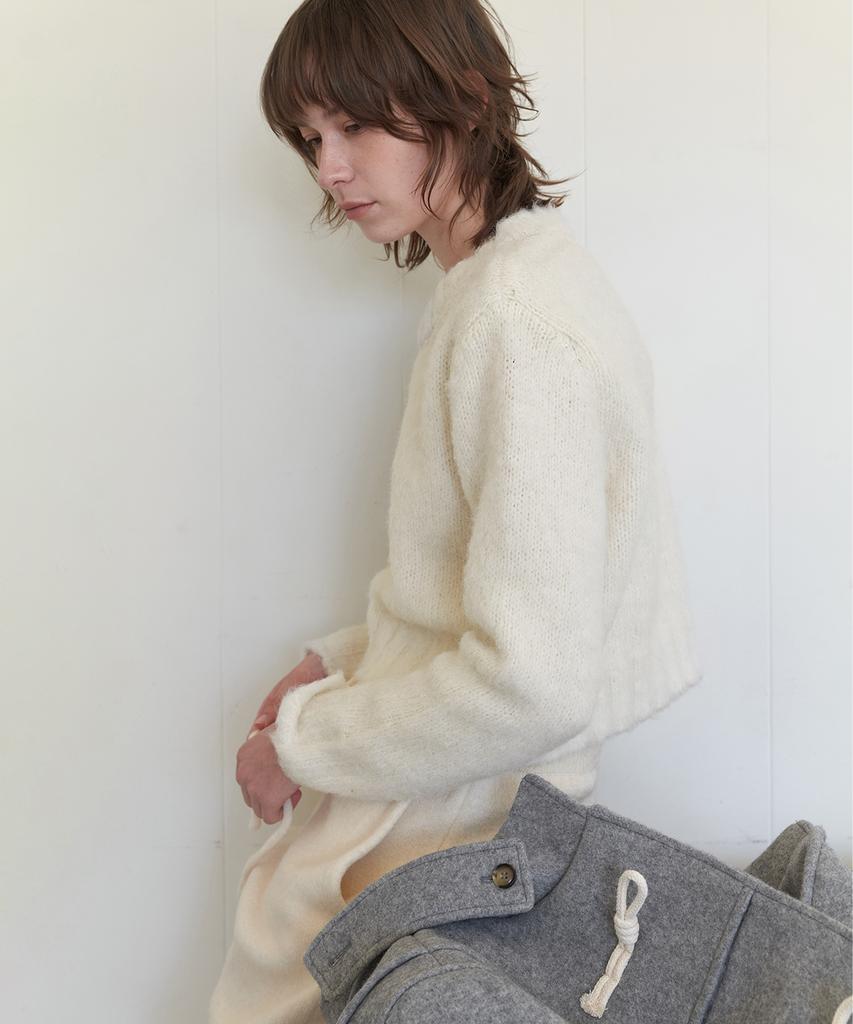 STEP AROUND Brushed Crop Round Knit_Snow Pearl