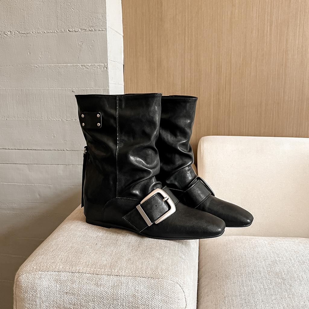 Autumn and winter new round head soft leather thin boots inner height increase short boots women's metal buckle temperament high heel white boots