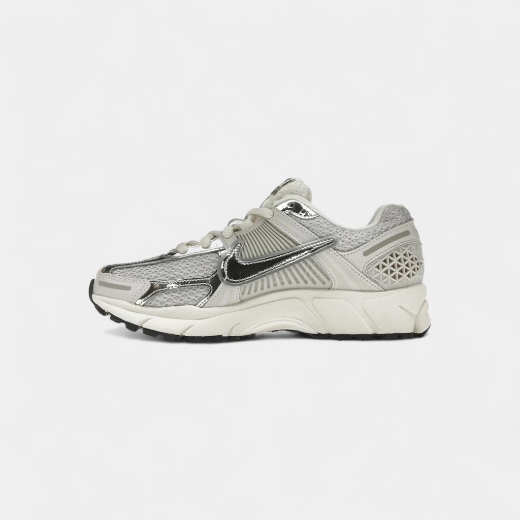 Nike Zoom Vomero 5 Photon Dust Metallic Silver (Women's)