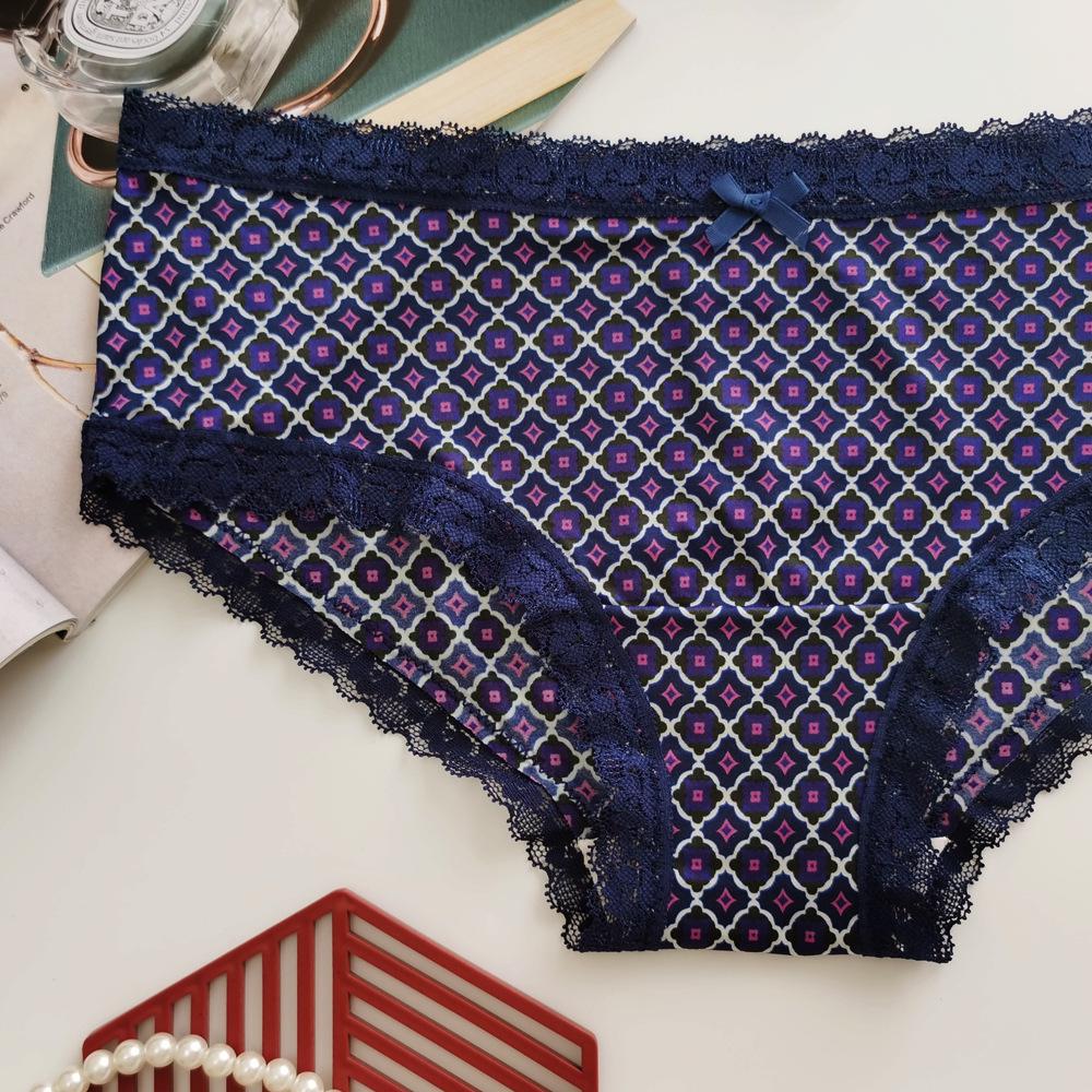 Special Clearance: Skin-Friendly, Seamless Quick-Dry Mid-Rise Women's Pink Silk Nylon Triangle Panties