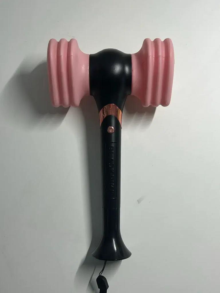 BLACKPINK 1st Generation Light Sticks for Sale Used
