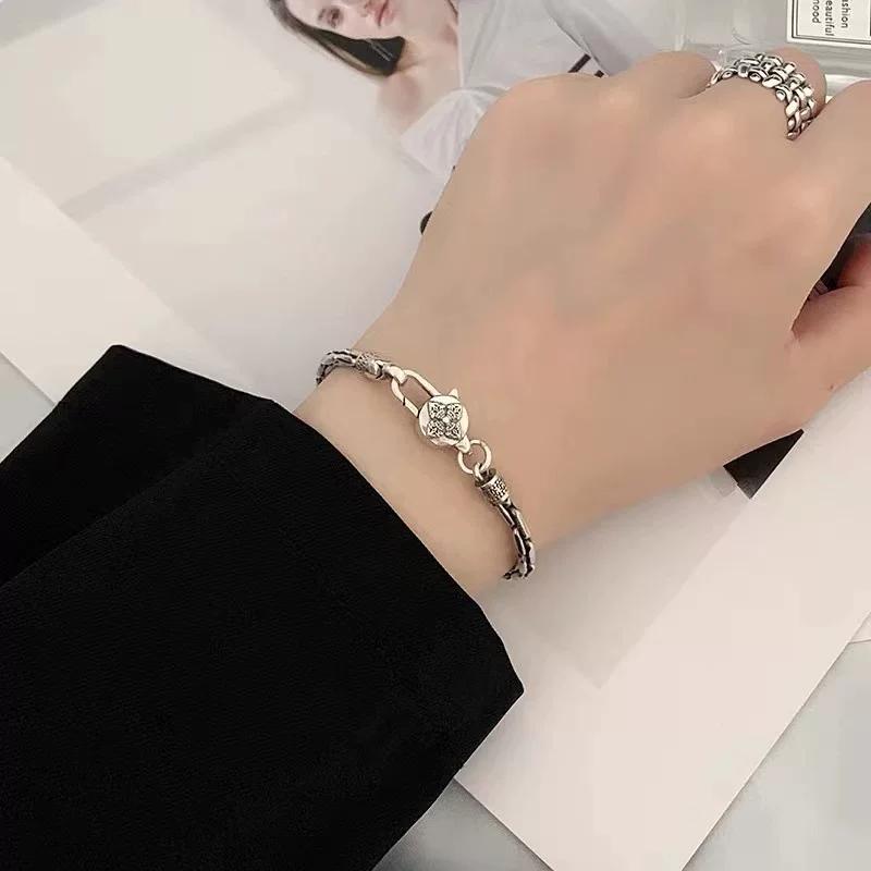 Silver-plated retro old-fashioned handmade snake bone bracelet, men's and women's versatile ethnic style, now trendy couple personality