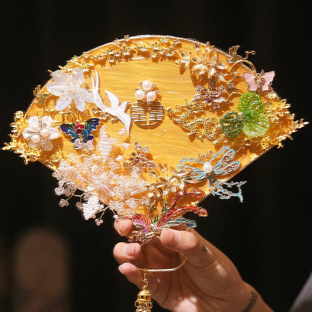 Original Handmade Red Xiuhe Wedding Fan for Bride - Ancient Style Bridal Accessory.