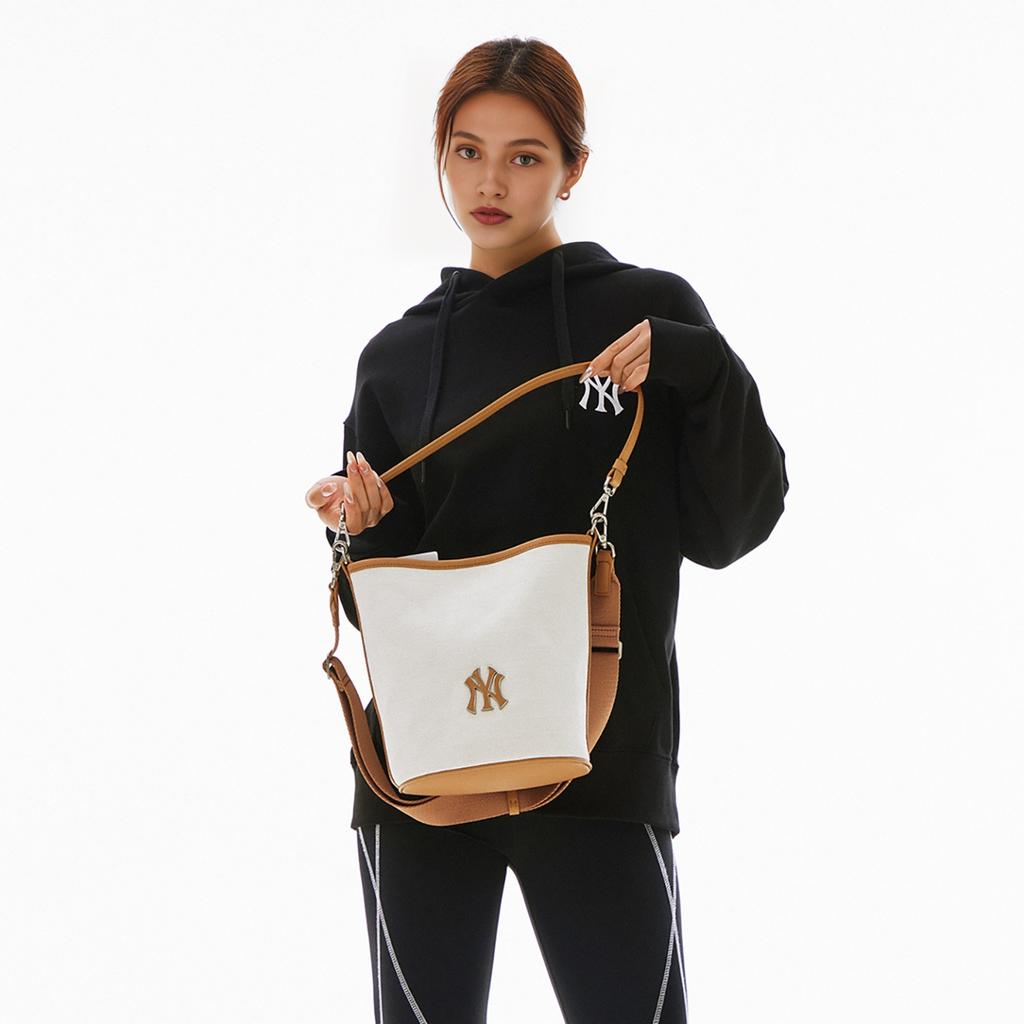 MLB Monogram Series New York Yankees Classic Jacquard Casual Versatile Cotton Bucket Bag Shoulder Bag Crossbody Bag Tote Bag Medium 3ABML024L-50CRD