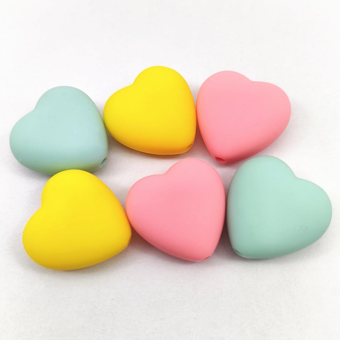 

Силиконовые бусины-сердечки: Спицы для вязания и крючки с колпачками для изготовления украшений своими руками