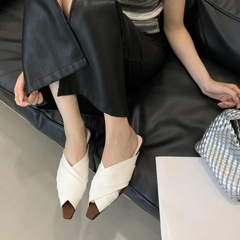 Fashion Fashion Roman Style Brand Slippers Women Summer Sexy Open Toe Cross Tied Design Flat Slippers Comfortable Elegant Beach Sandals