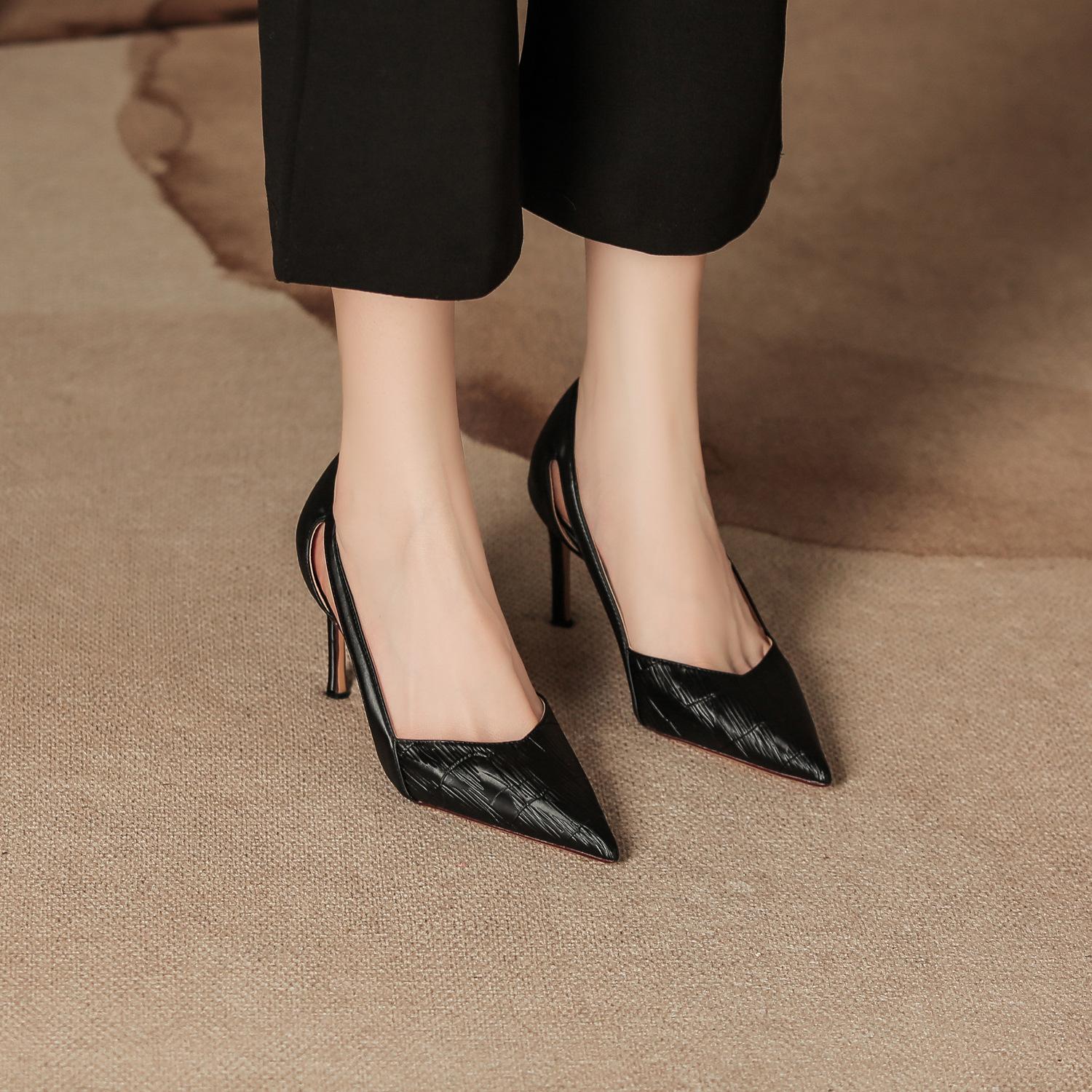 

H8335-1 sandals women s summer solid color high heels sheepskin pad 7CM hollow skirt autumn women s shoes outer wear 34 чёрный