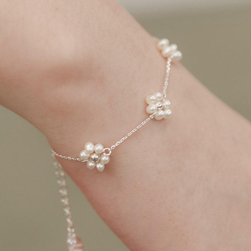 TATIANA Pearl Flower Bracelet BR2190