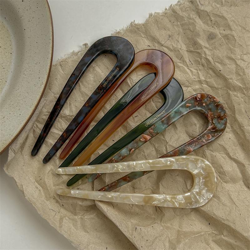 Elegant U-Shaped Acetate Hairpin for Women - High-End, Classic Large Hair Stick for Updos, Modern Design