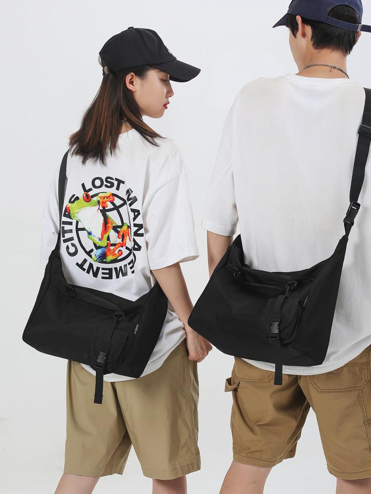 Trendy Japanese Sporty Style Women's Casual Crossbody Bag: Large Capacity Functional Workwear & Commuting Shoulder Messenger Bag