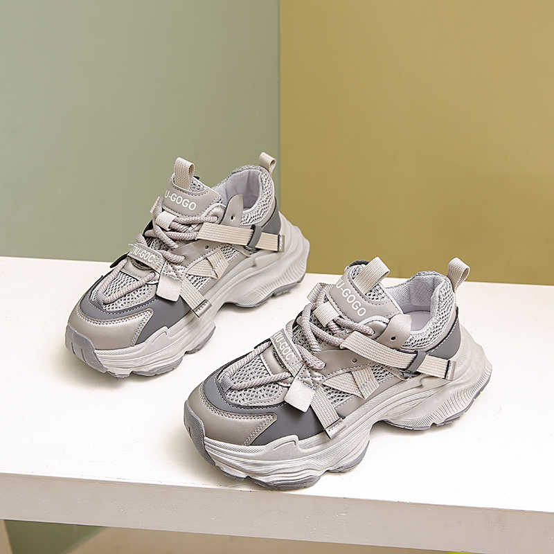 Fashion Low Round Nose Minimalist Footwear Casual Women's Flat Shoes Woman Black Sneakers Sport To Play Small Price Snackers