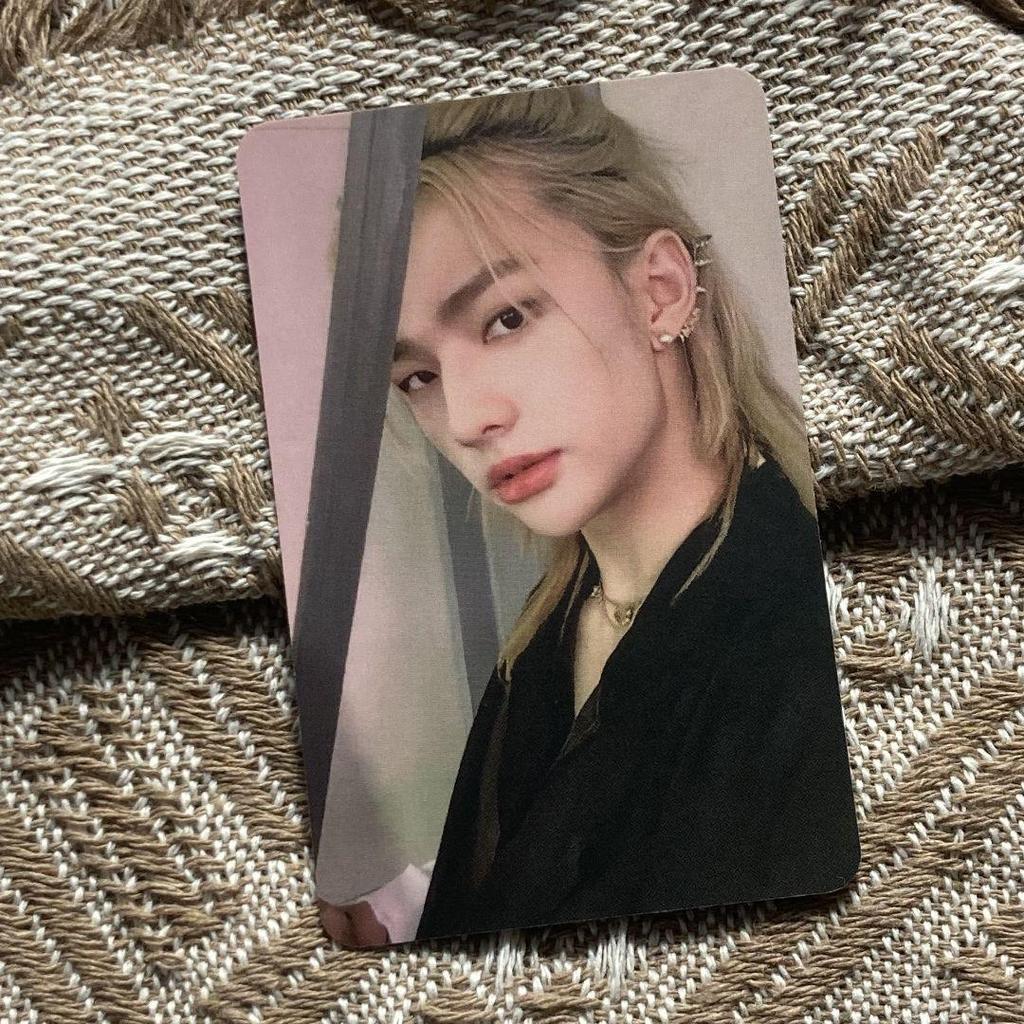[USED] Stray Kids Hyunjin in raw subk shop SKZ trading card