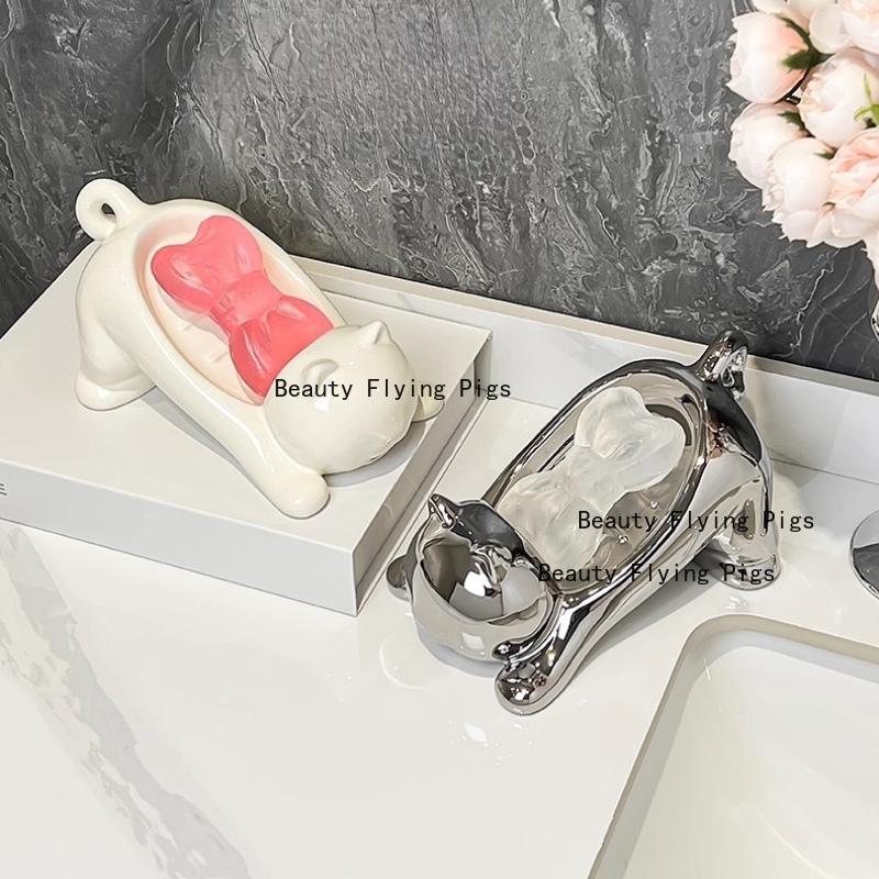 Ceramic Cat Soap Dish Cartoon Soap Storage Box Ceramic Premium Drain Soap Box Handwashing Table Ornament with Drainage Holes