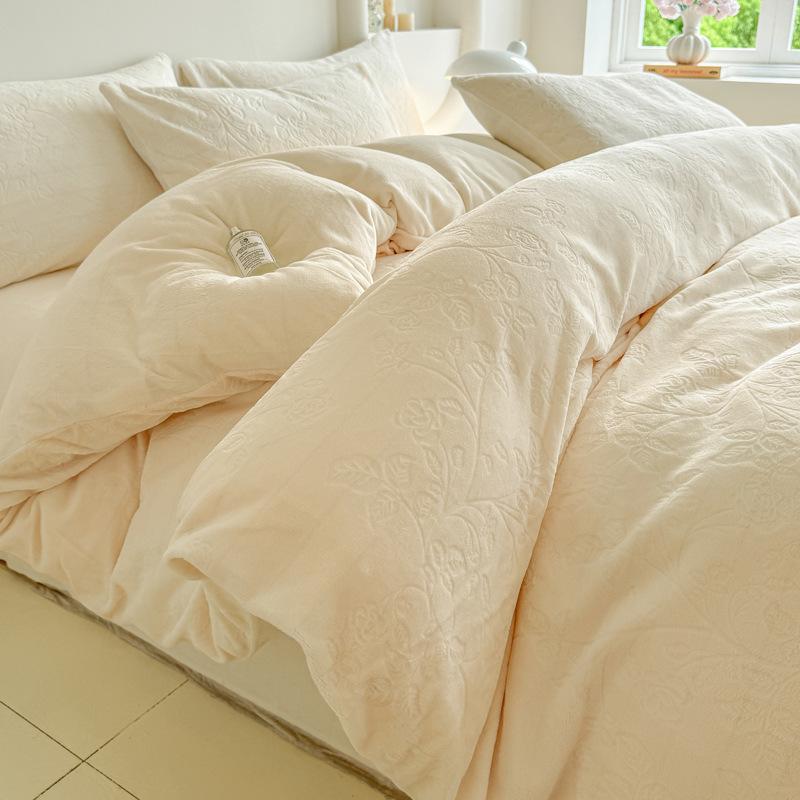 Milk Fleece Four-piece Set, Thickened Carved Fleece, Bed Sheet Quilt Cover, Bed Three-piece Set