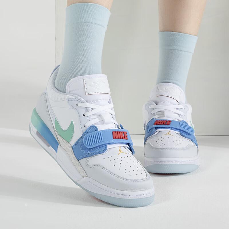 Air Jordan Legacy 312 Low GS Emerald Rise Kids Sneakers White University-Red FN8896-131