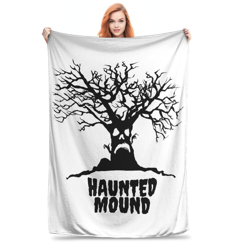 Flannel Throw Blanket Haunted Mound Sematary Ghost Mountain Warm Plush Blankets Soft Bedspread for Living room Home Travel Sofa