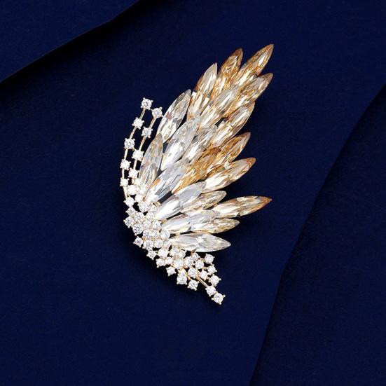 Schmetterling Brosche Bunte Diamanten Dekor Langlebige Legierung Funkelnde Flügel Vielseitiger Revers Anstecker für Anzüge Mäntel Kleider Taschen