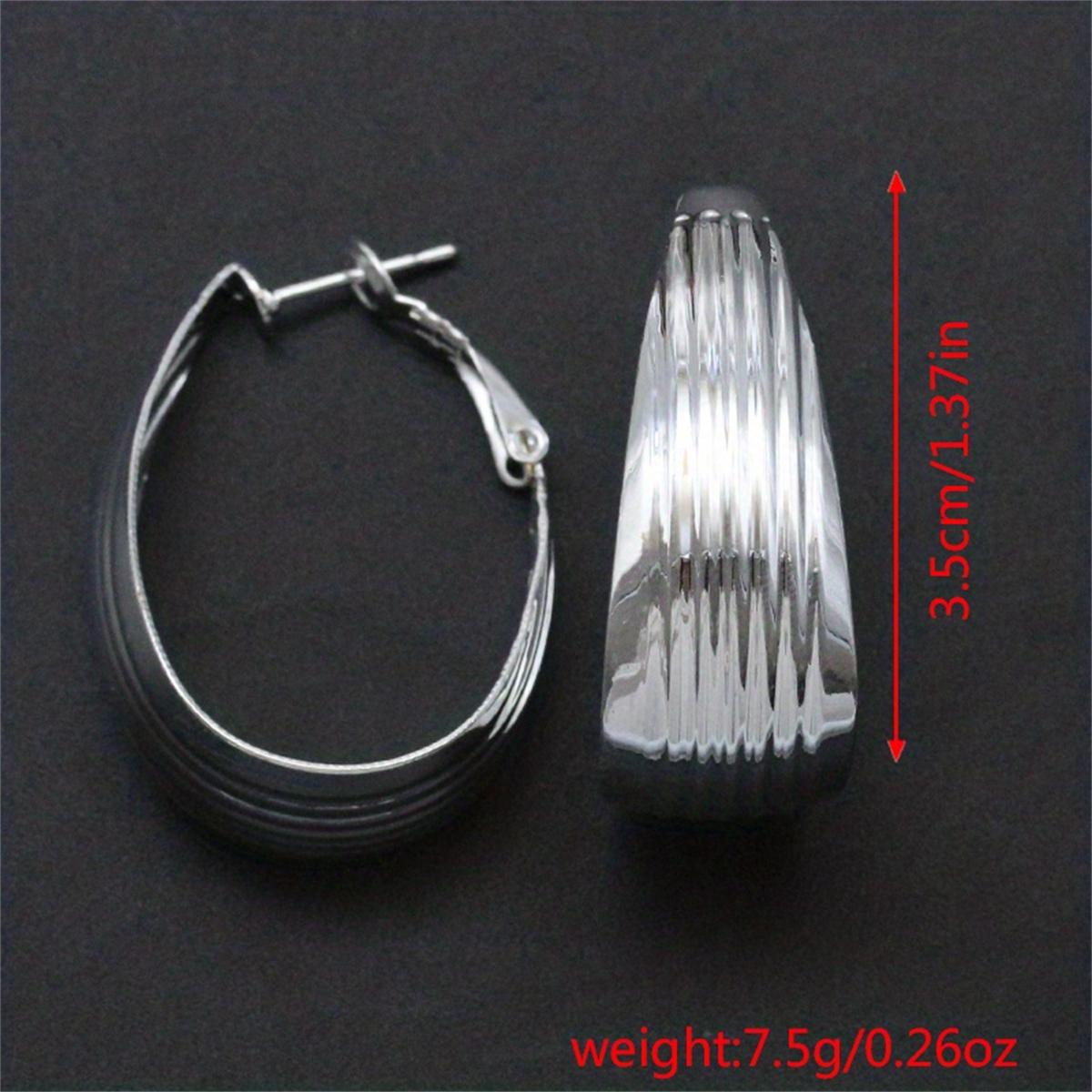 Модные серьги-кольца разного размера и дизайна — фото 9