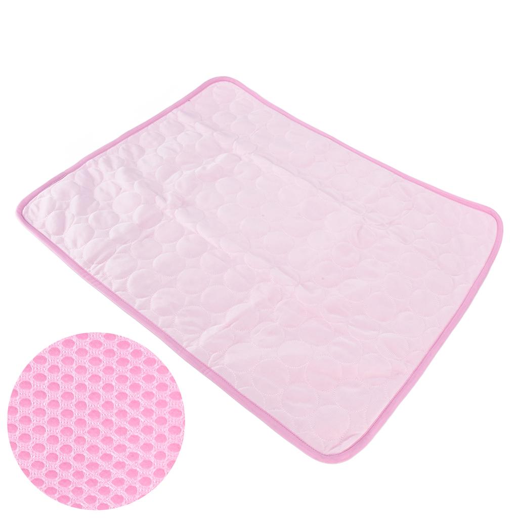 Pet Cooling Mat Breathable Ice Silk Cooling Pad for Dogs Cats Kennel Outdoor Car Seats Couches Floors