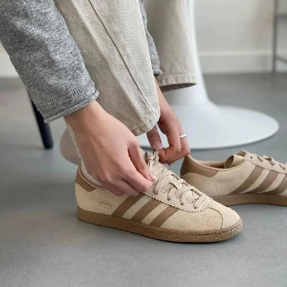 adidas Stadt Men's Beige Daily Sneakers