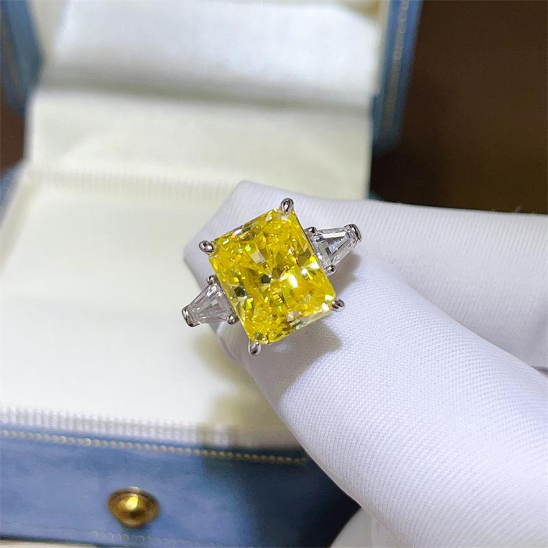 Women's Fashionable 5 Carat Fancy Cut Colored Moissanite Rings