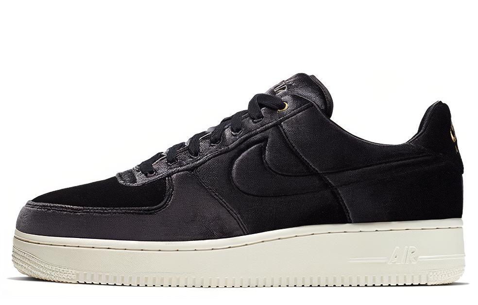 

Nike Air Force 1 Low 07 Premium Black Velour AT4144-001 36.5