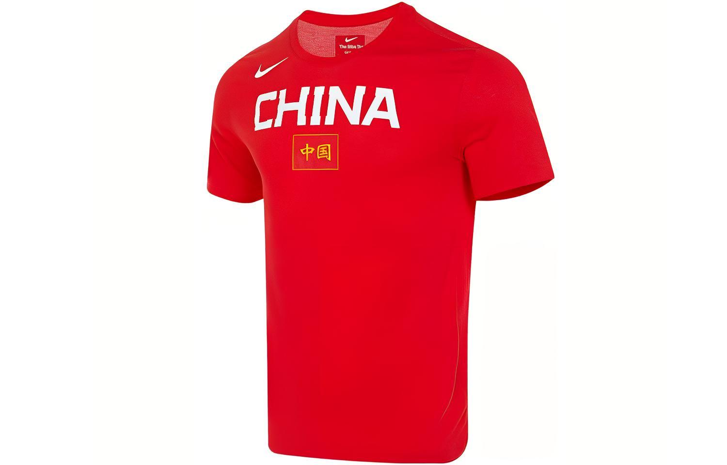 Nike T Shirts Men s Red Crew Neck Moderate Straight Fit BQ3729-637 M