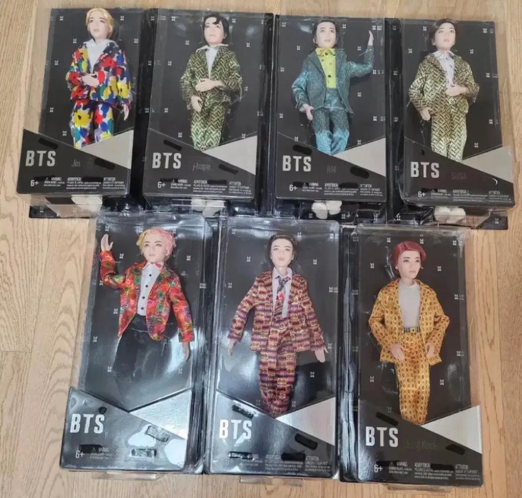 BTS Fashion Stone Figure (unopened)