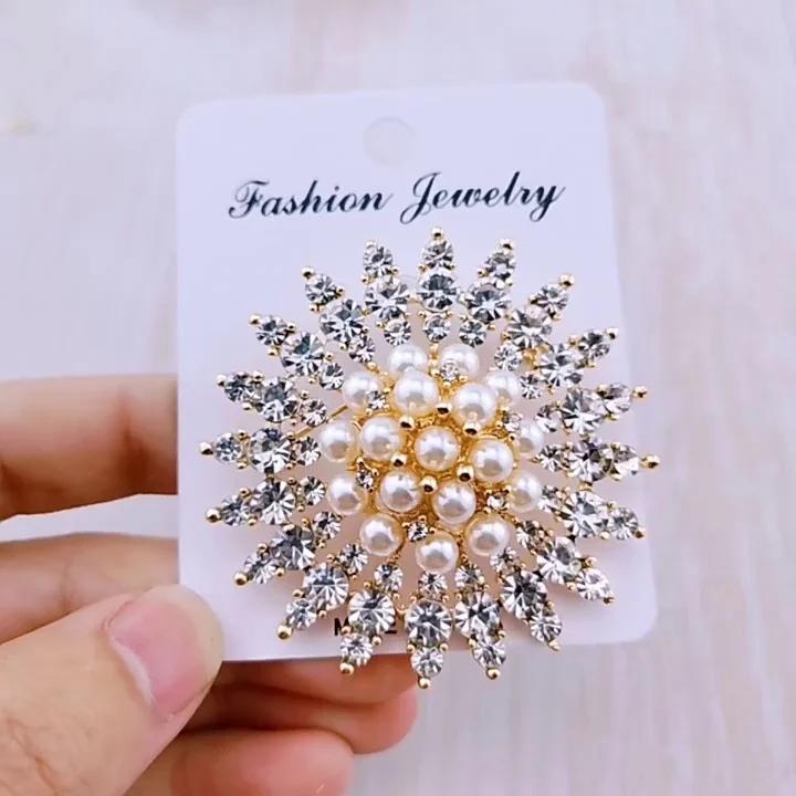 New Luxury Elegant Glittering Sunflower Brooches Silver Gold Rhinestone Alloy Pearl Brooch Lady Party Pins Birthday Jewelr