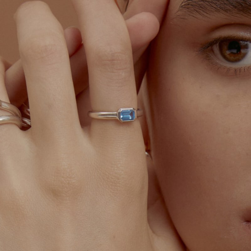 Invisible Collage BLUE SHINY LID RING