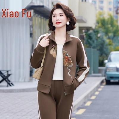 Kostýmy a komplety – Sportovní soupravy