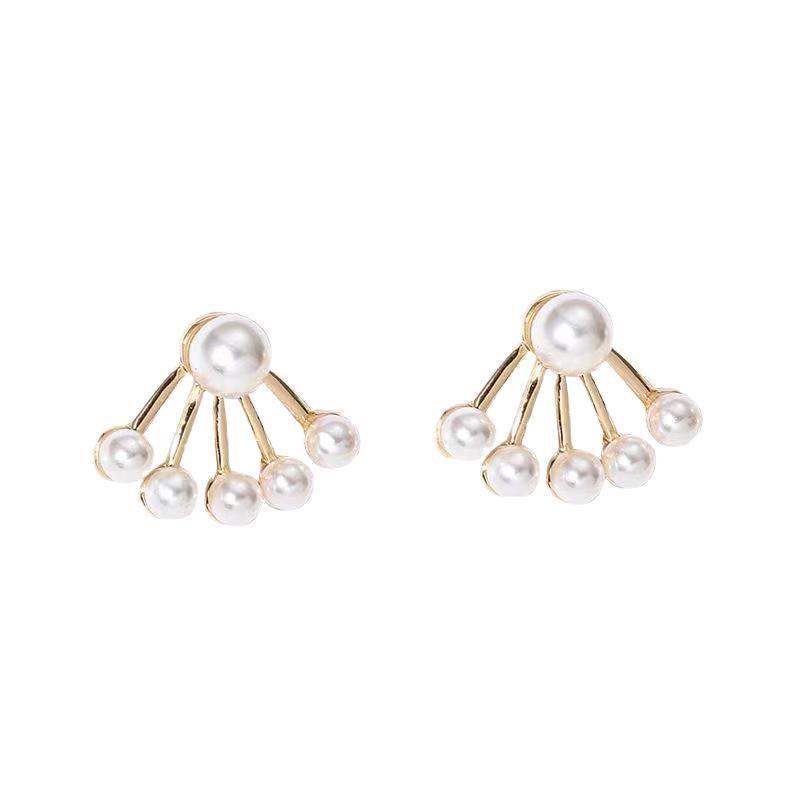 Women's Fashion Fan-Shaped Stud Earrings, Elegant Light for Daily Wear