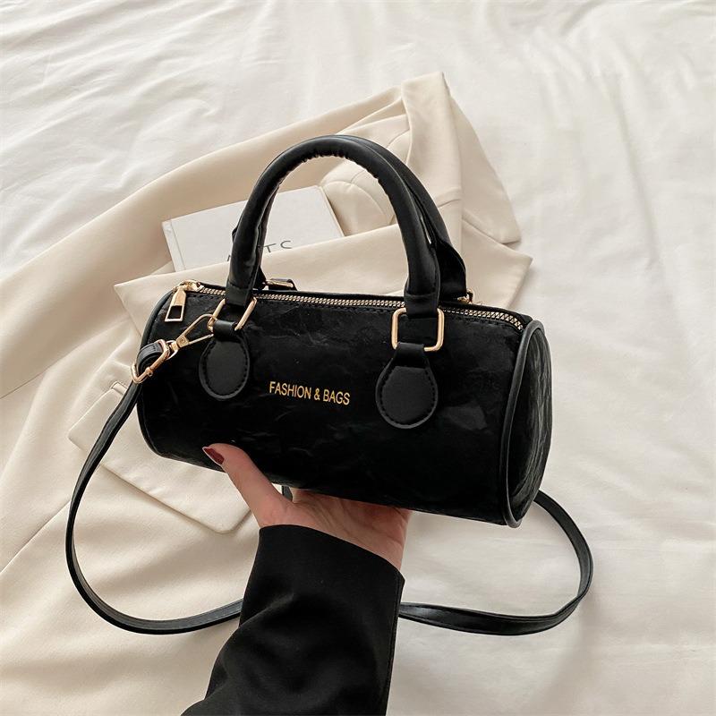 Shoulder bag women's pillow bag niche new retro fashion casual women's messenger handbag portable