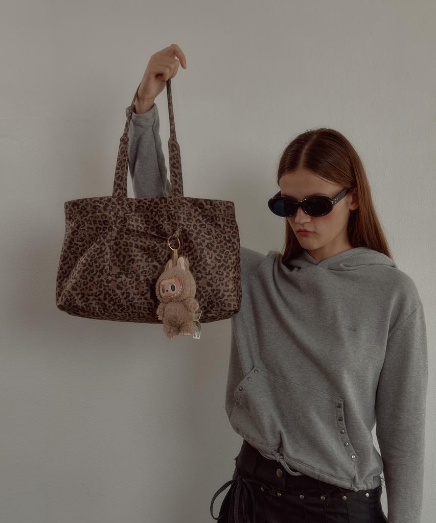 Leterie Suede Square Leopard Shoulder Bag_Brown