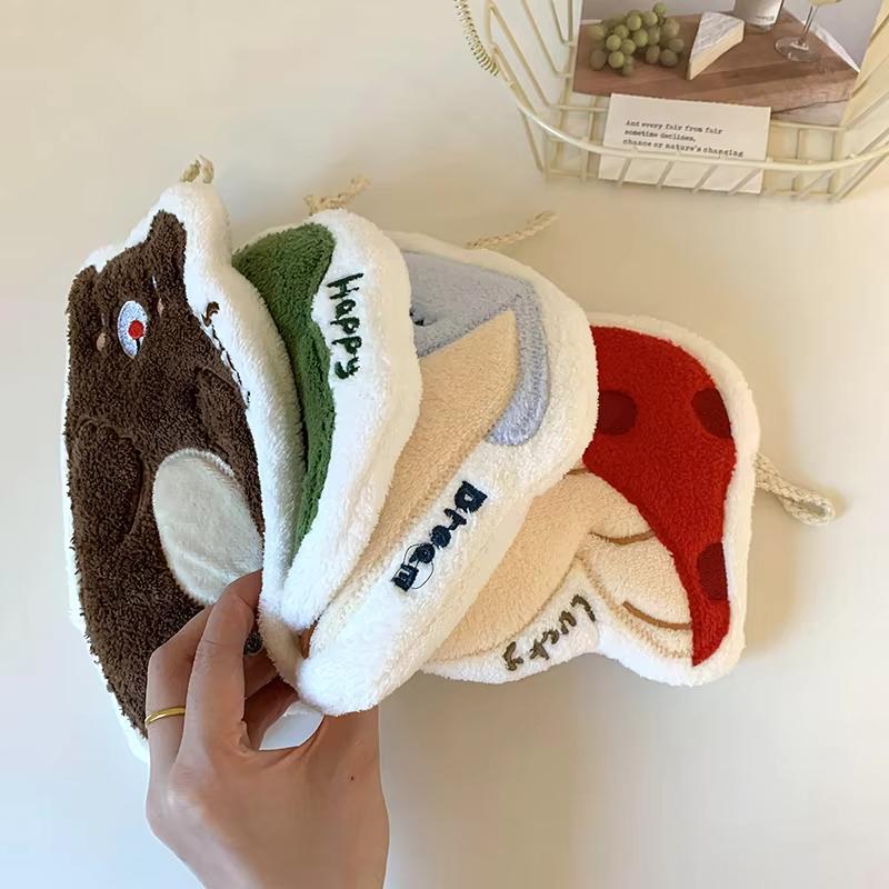 Kawaii Hand Towel Absorbent Cleaning Cloth Hanging Towels for Kitchen Hand Cloth Kids Bathing Towel Bath Room Towel