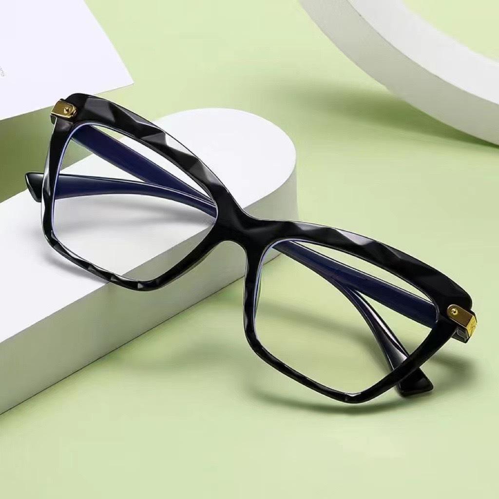 

Anti-Blue Glasses Flat Glasses Cat Eye Versatile And Thin Face Trendy Street Shooting Fashion Crystal Trimming