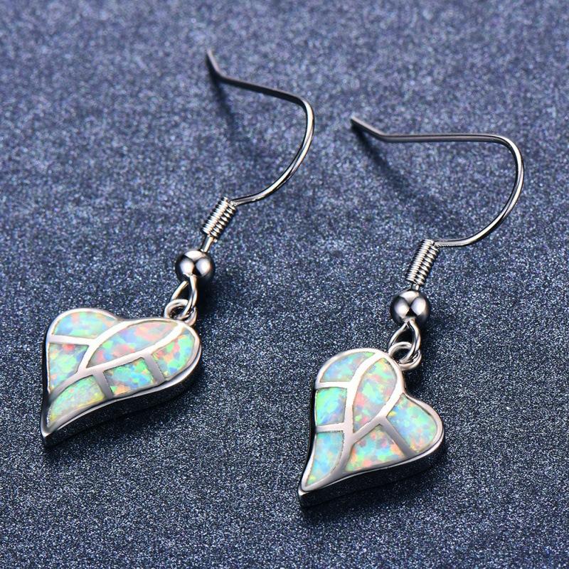 Summer new small fresh simple earrings platinum opal heart earrings natural earrings белый