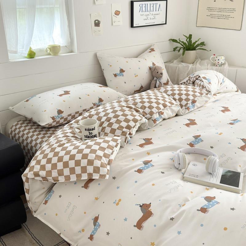 Small Fresh Four-piece Bed Sheet Set Quilt Cover Set Single Dormitory Three-piece Set Skin-friendly and Comfortable Bedding