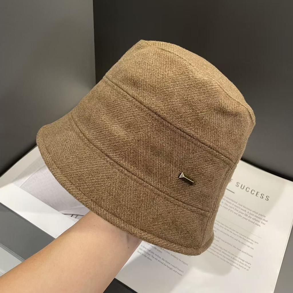 Japanese New Style Women's Autumn Iron Mark Striped Flat Top Bucket Hat Solid Color Simple Temperament Little Fisherman Hat with A Face