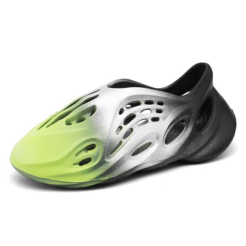 New Summer Men's Casual Fashion Beach Shoes Korean Version of the Trend Bag Head Camouflage Hole Shoes