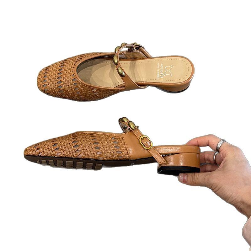 French woven hollow bag head sandals women's summer new wear thick heel extraordinary foreign style one-word buckle casual slippers