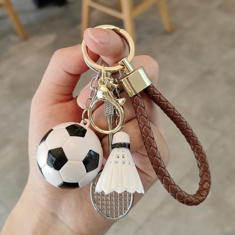 Exquisite Badminton Keychain: Creative Sports Gift for Boys, Girls, Couples - Pendant Ornament Keyring.