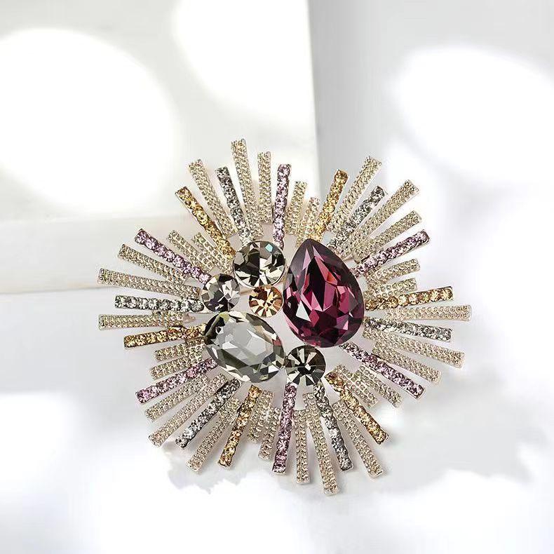 

Брошь-зажим для шелкового шарфа в корейском стиле, с высококачественными стразами и жемчугом