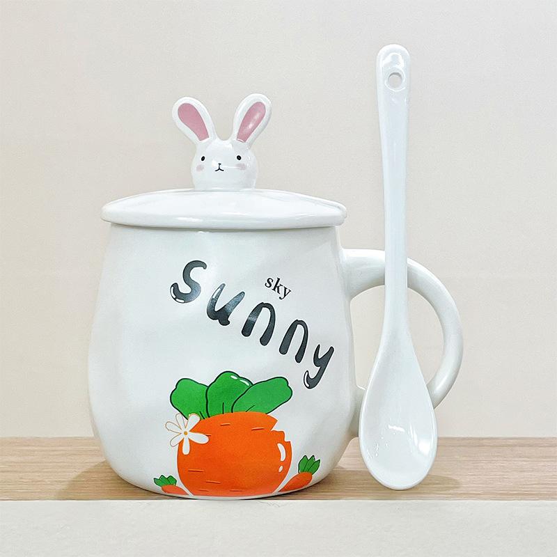 Creative Carrot Rabbit Ceramic Mug with Lid Spoon for Home Use Cute and Beautiful Girl Drinking Water for Breakfast